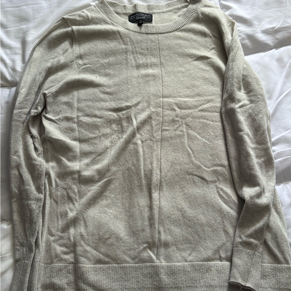 Banana Republic Cream Crewneck Sweater Knit Classic
